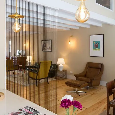 Guest 4 Av Loft * Porto